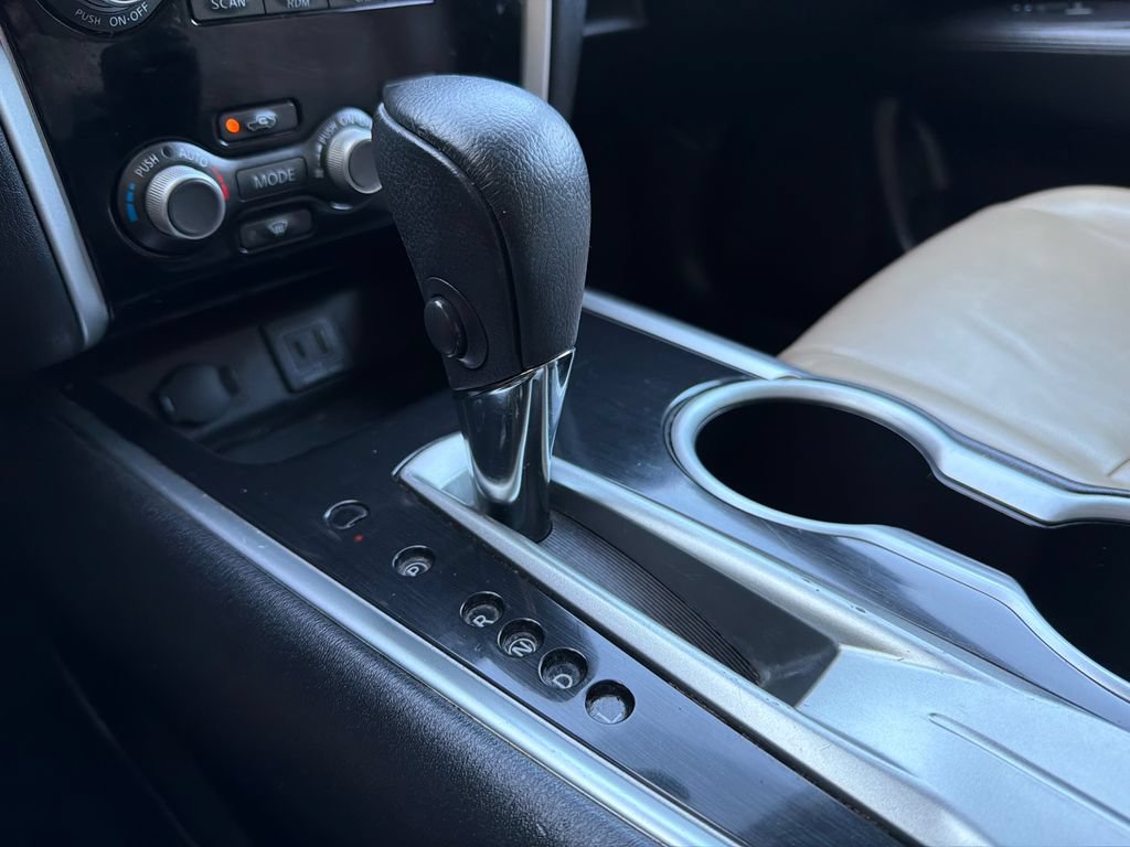 Used 2019 Nissan Pathfinder SV FWD image 30