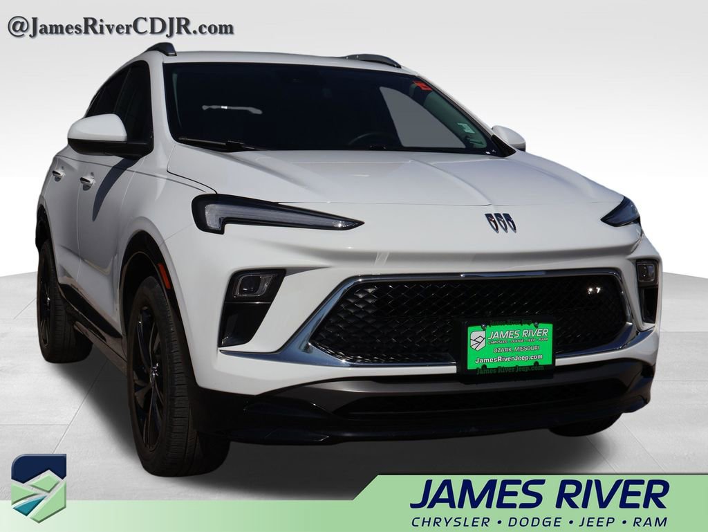 Used 2024 Buick Encore GX Sport Touring image 6