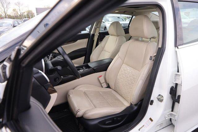 Used 2018 Nissan Maxima Platinum image 9
