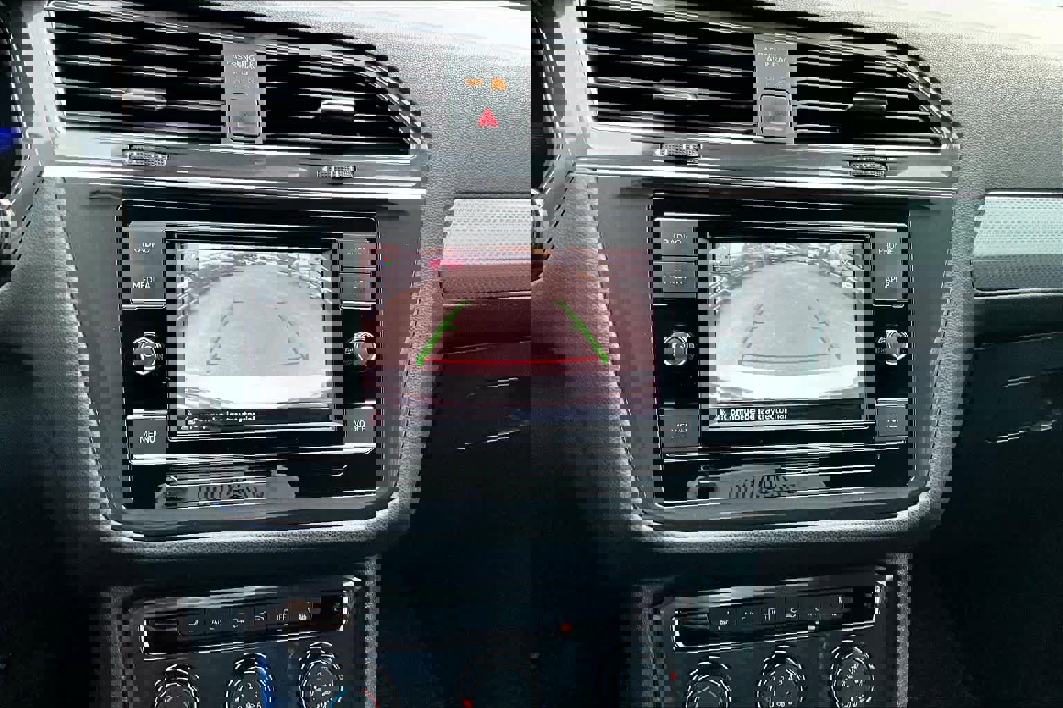 Certified 2023 Volkswagen Tiguan S image 27