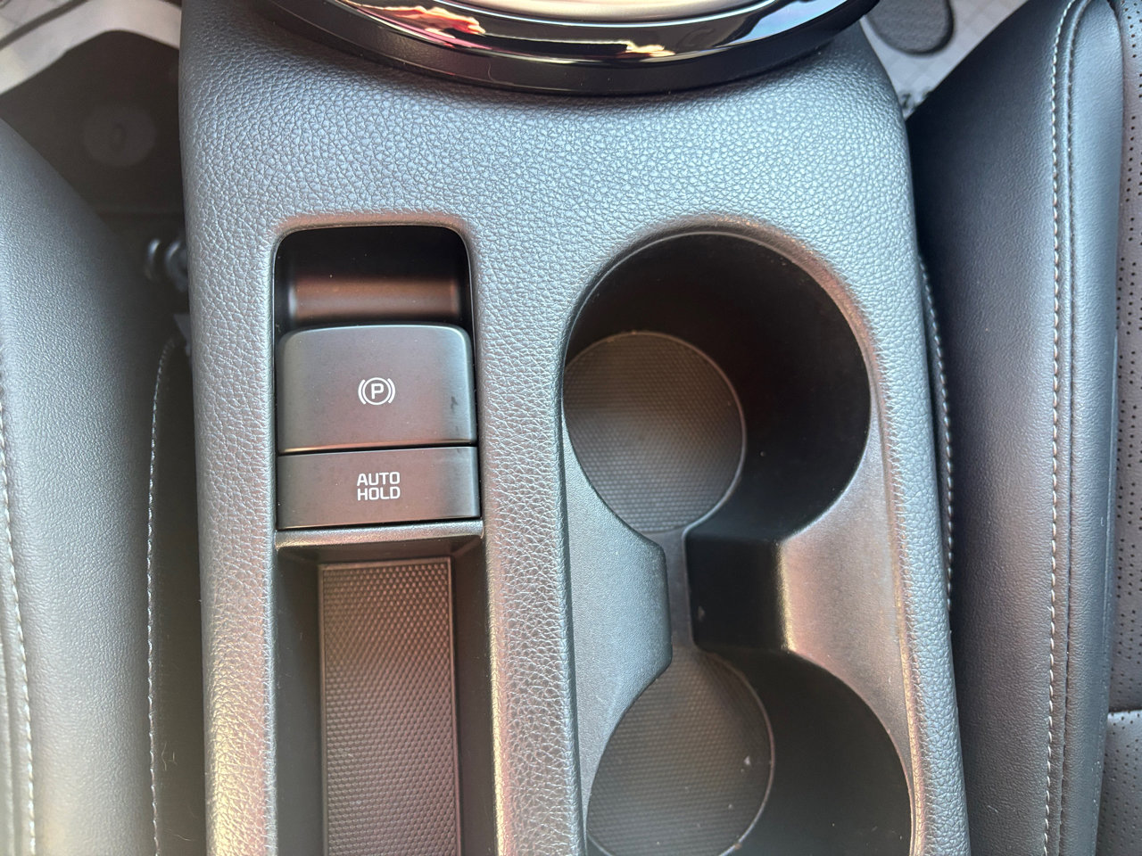 Used 2024 Kia Seltos SX w/ SX Sunroof Package image 25