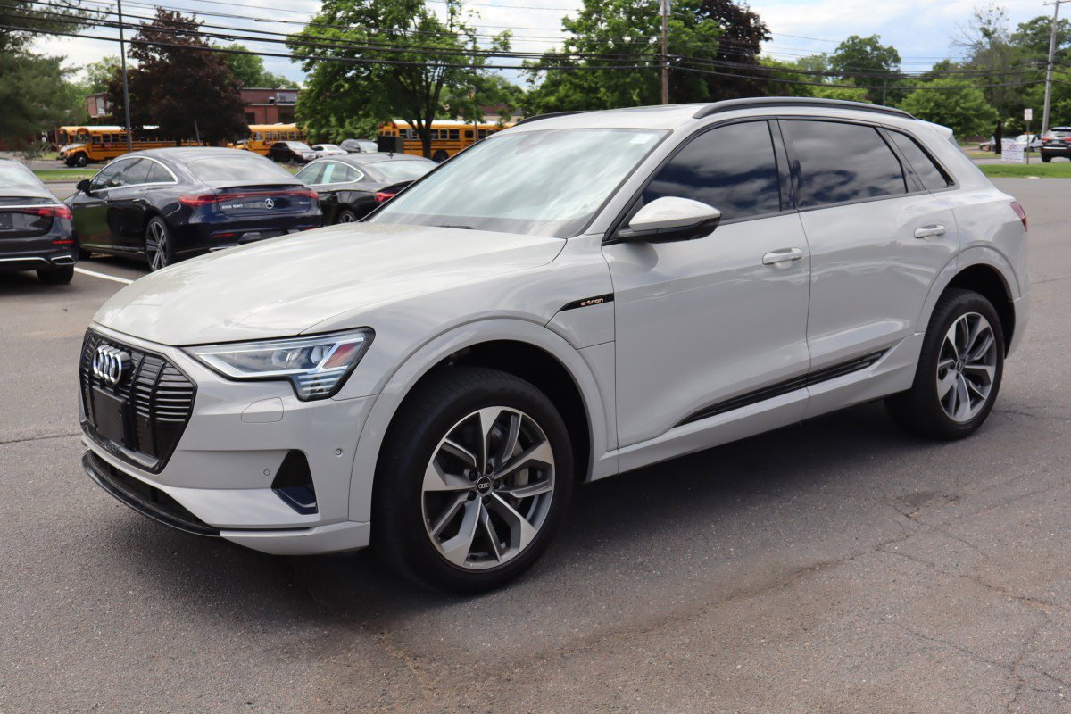 Used 2021 Audi e-tron Premium Plus w/ Premium Plus Package AWD/4WD image 1