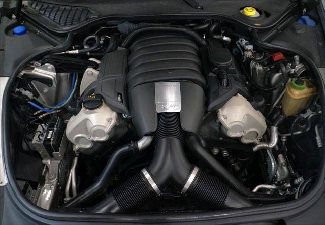 Used 2011 Porsche Panamera 4 AWD/4WD image 19