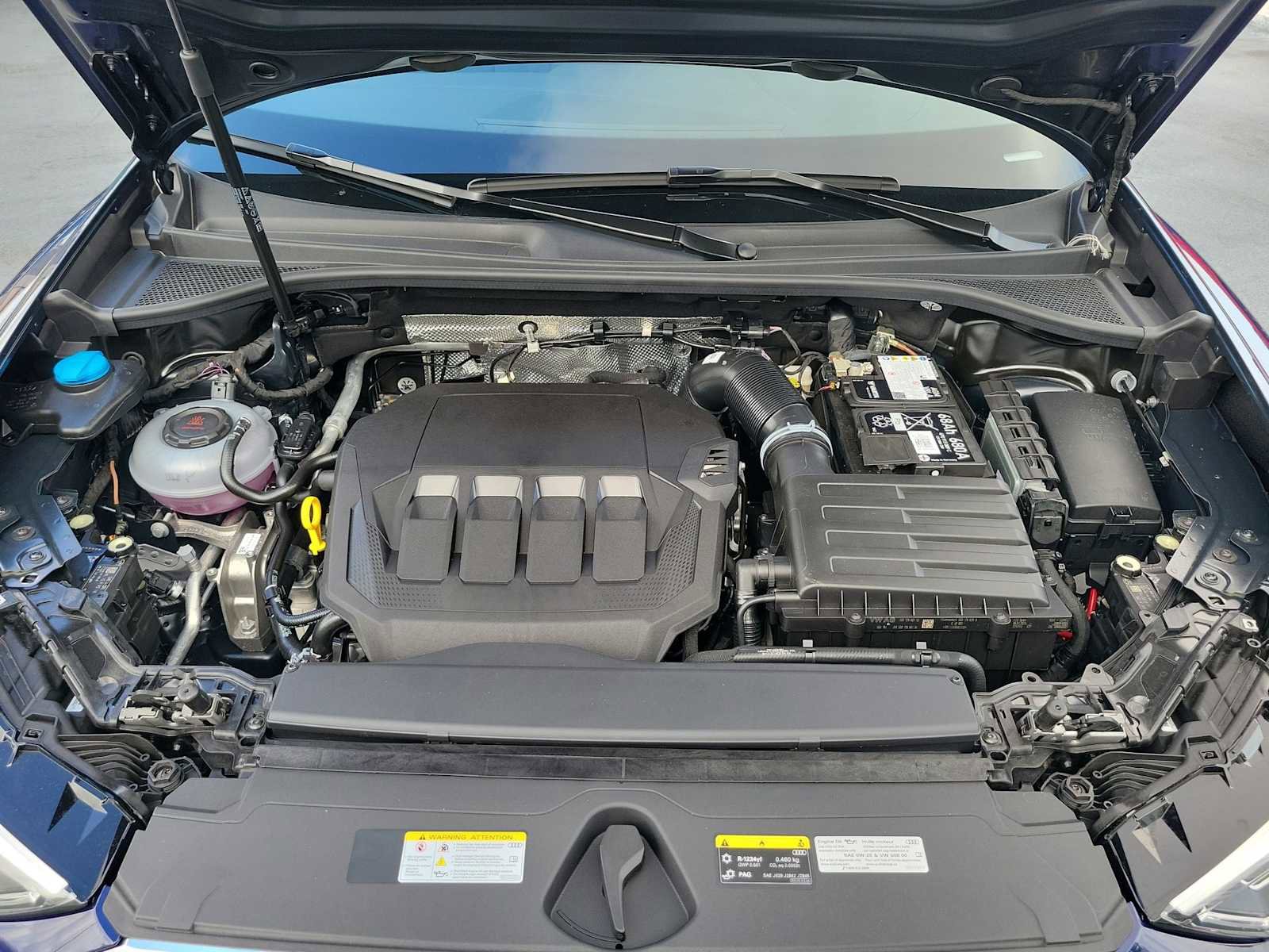 New 2025 Audi Q3 2.0T Premium image 13