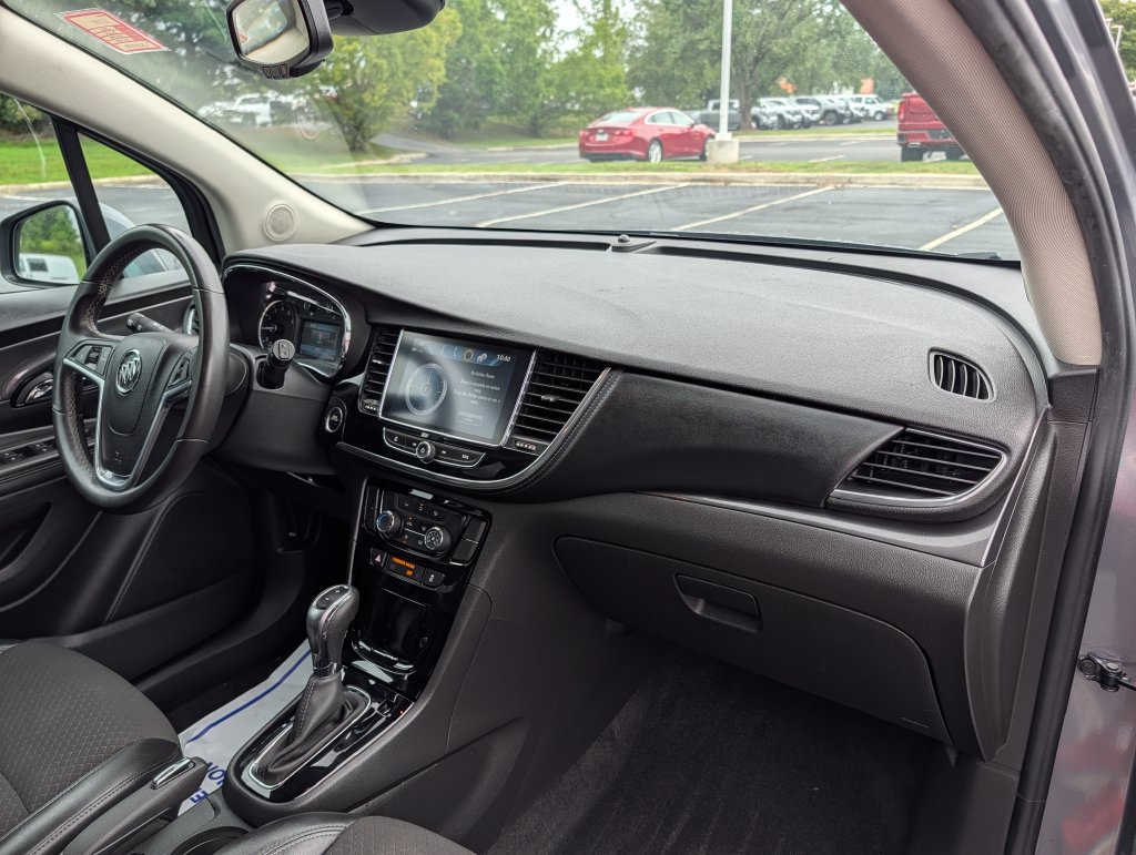 Used 2020 Buick Encore Preferred FWD image 12