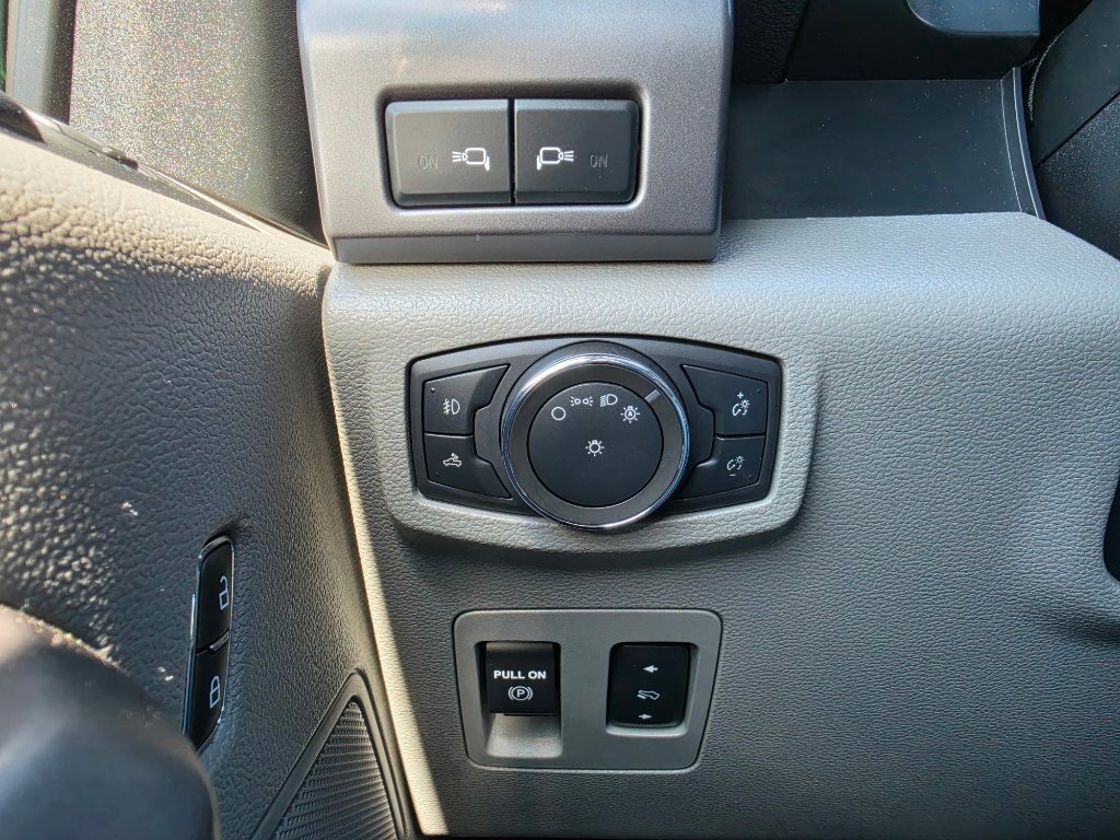 Used 2019 Ford F150 XLT w/ Equipment Group 302A Luxury image 16