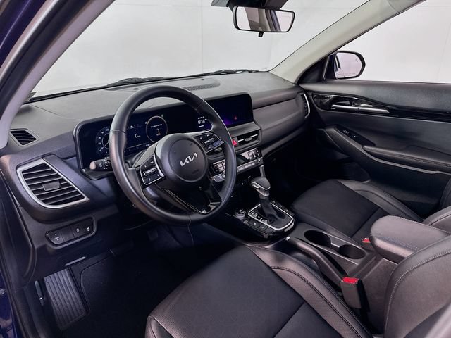 Used 2024 Kia Seltos EX AWD/4WD image 11