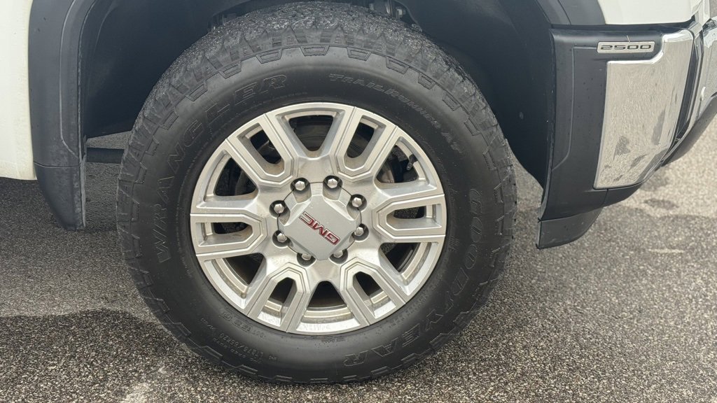 Used 2024 GMC Sierra 2500 SLT w/ SLT Premium Package image 23