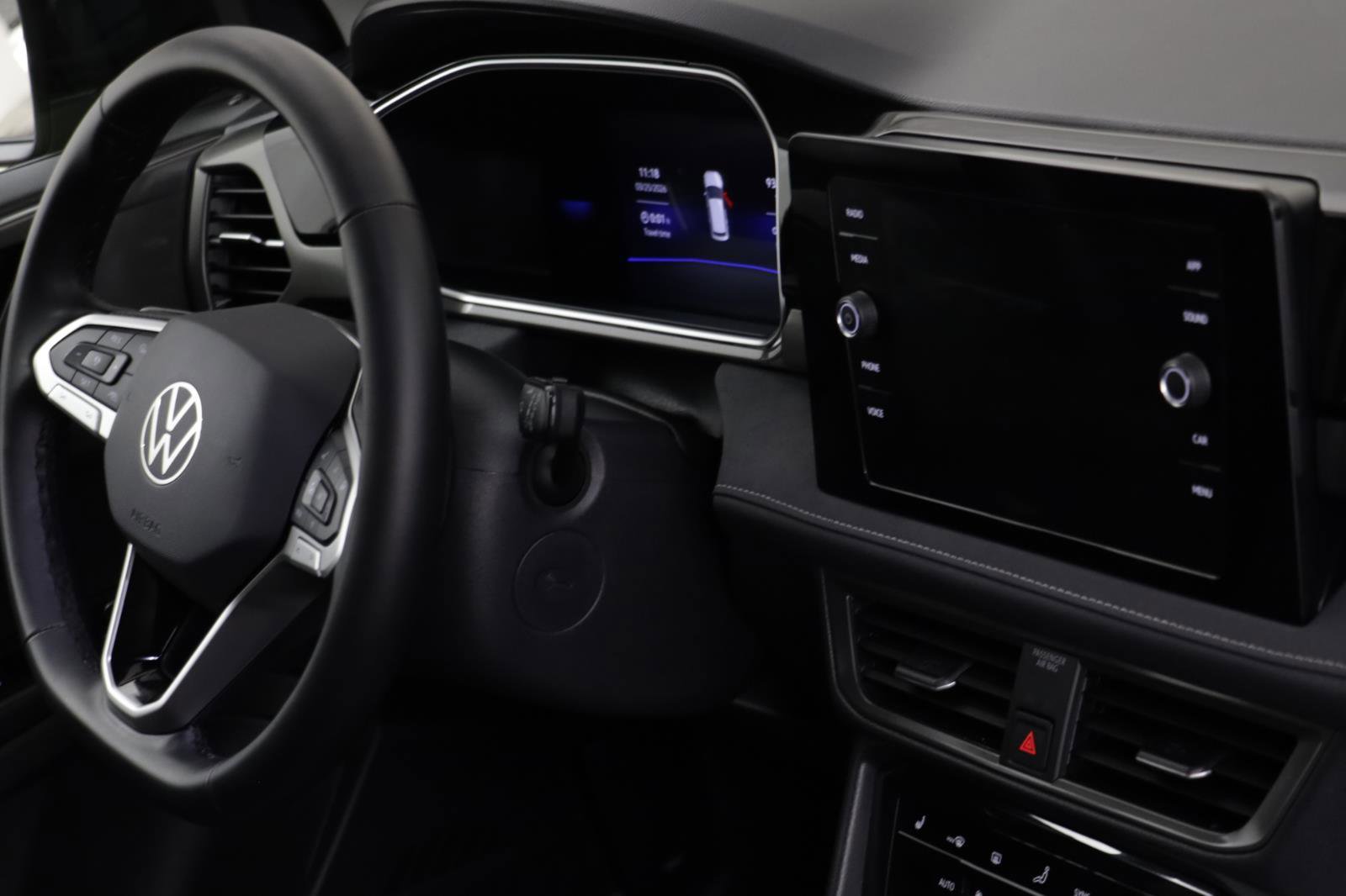 Used 2025 Volkswagen Taos SE image 20