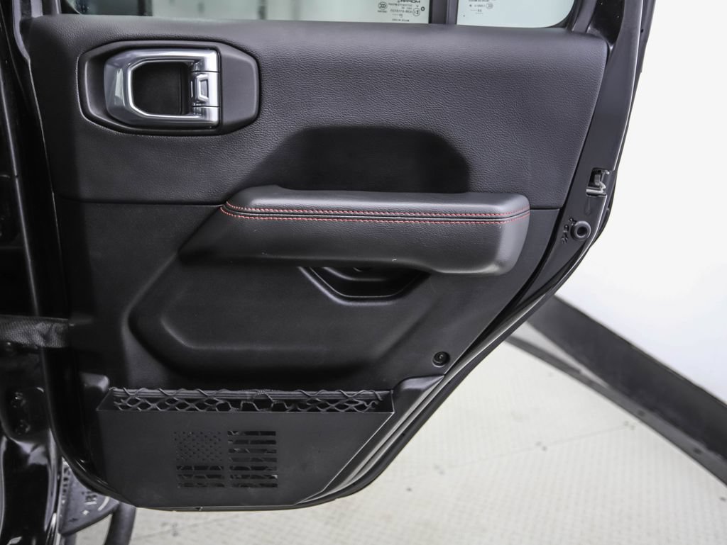Used 2021 Jeep Wrangler Unlimited Rubicon AWD/4WD image 21