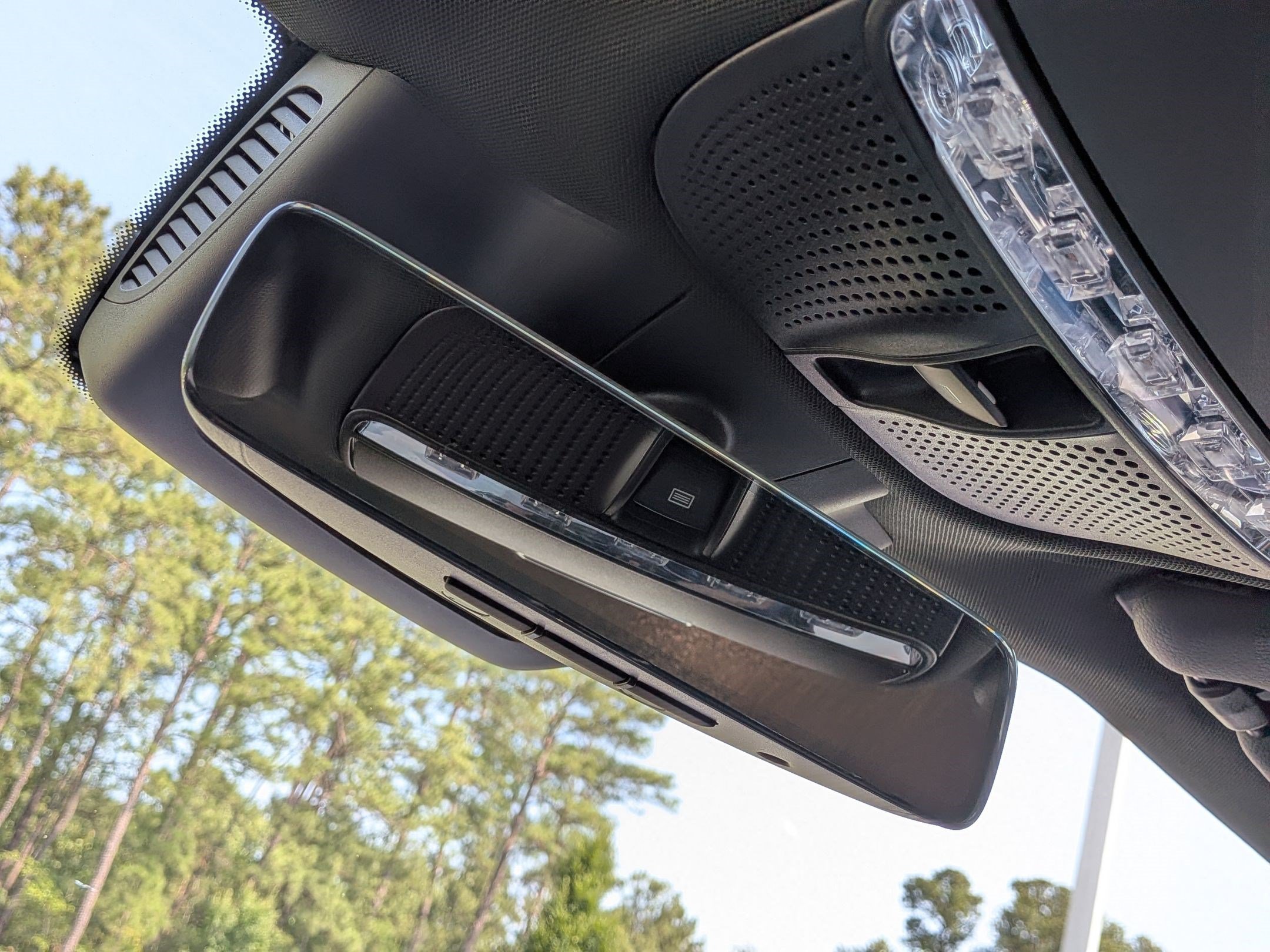 Certified 2023 Mercedes-Benz C 300 4MATIC Coupe image 29