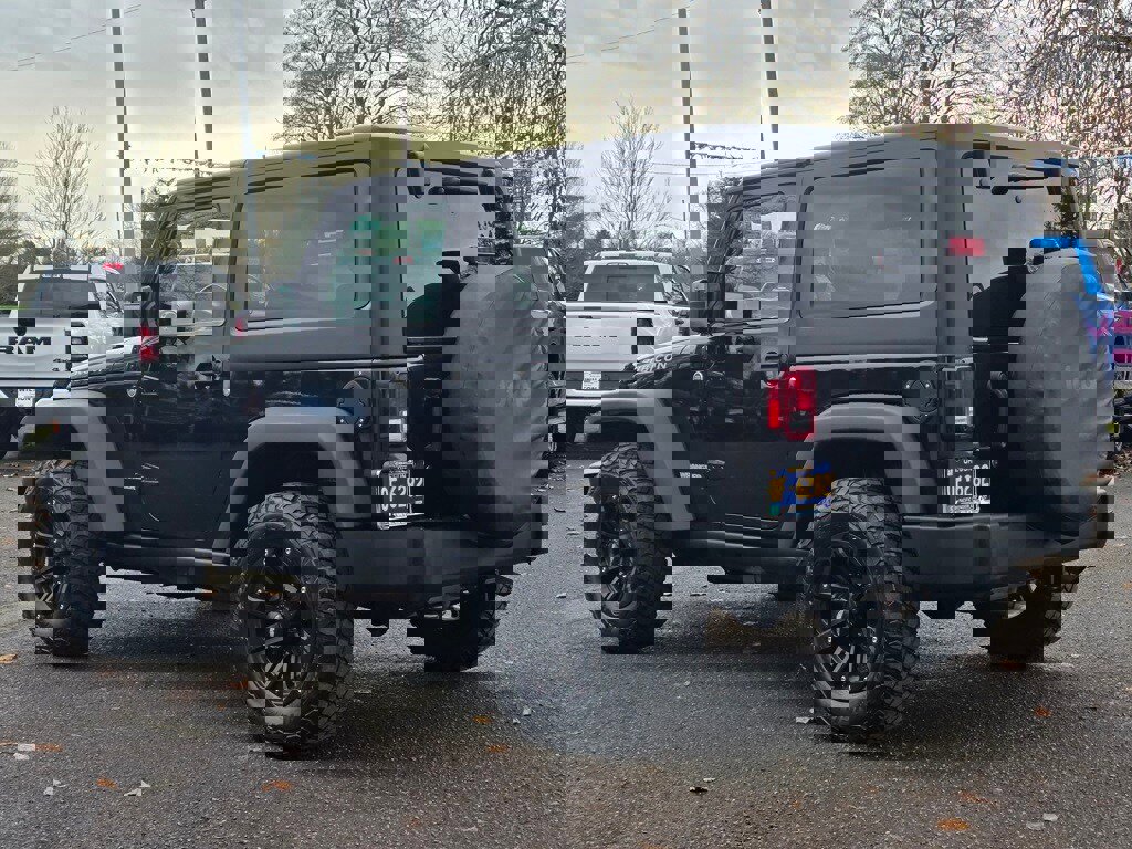 Used 2012 Jeep Wrangler Rubicon w/ Dual Top Group image 26