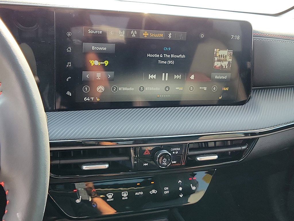 New 2025 Nissan Kicks SR w/ SR Premium Package image 13