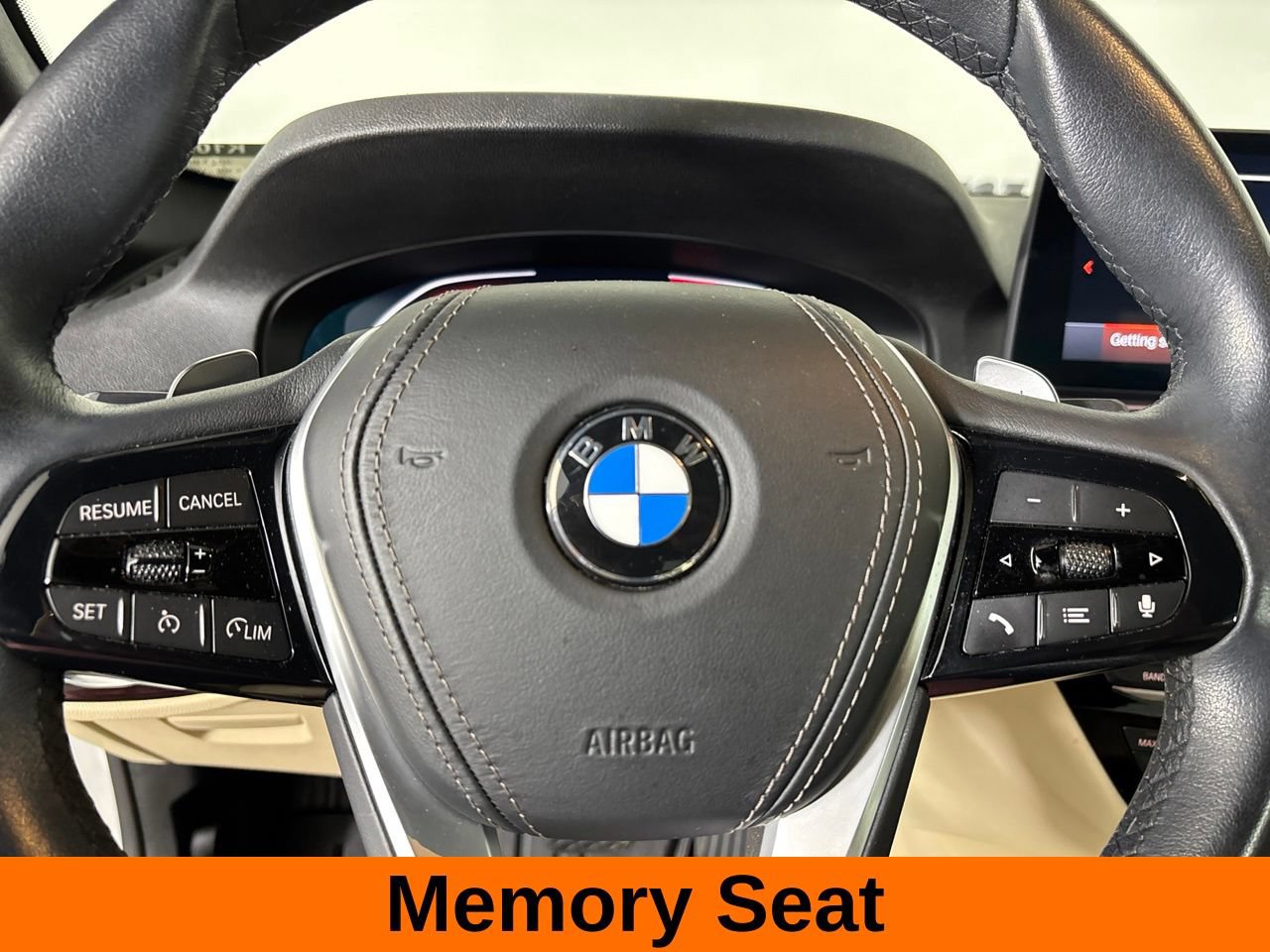 Used 2023 BMW 530i w/ Convenience Package RWD image 16