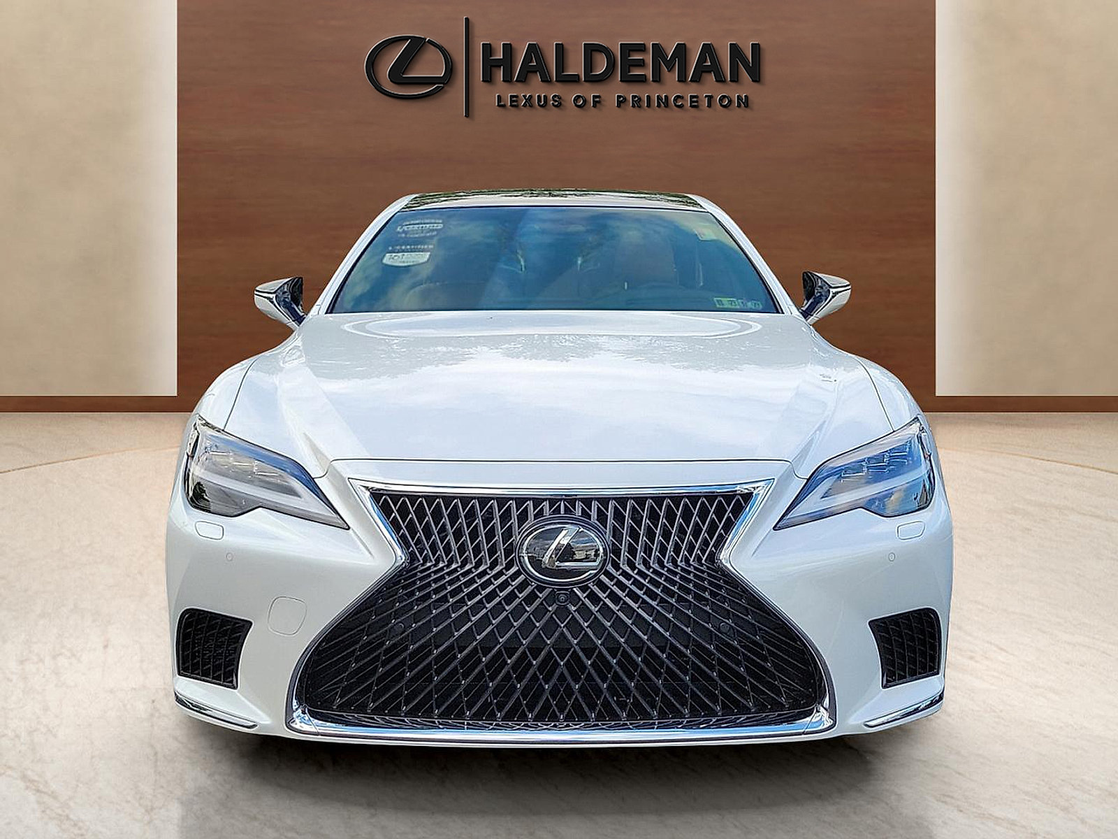 Used 2022 Lexus LS 500 AWD w/ Luxury Package video 2
