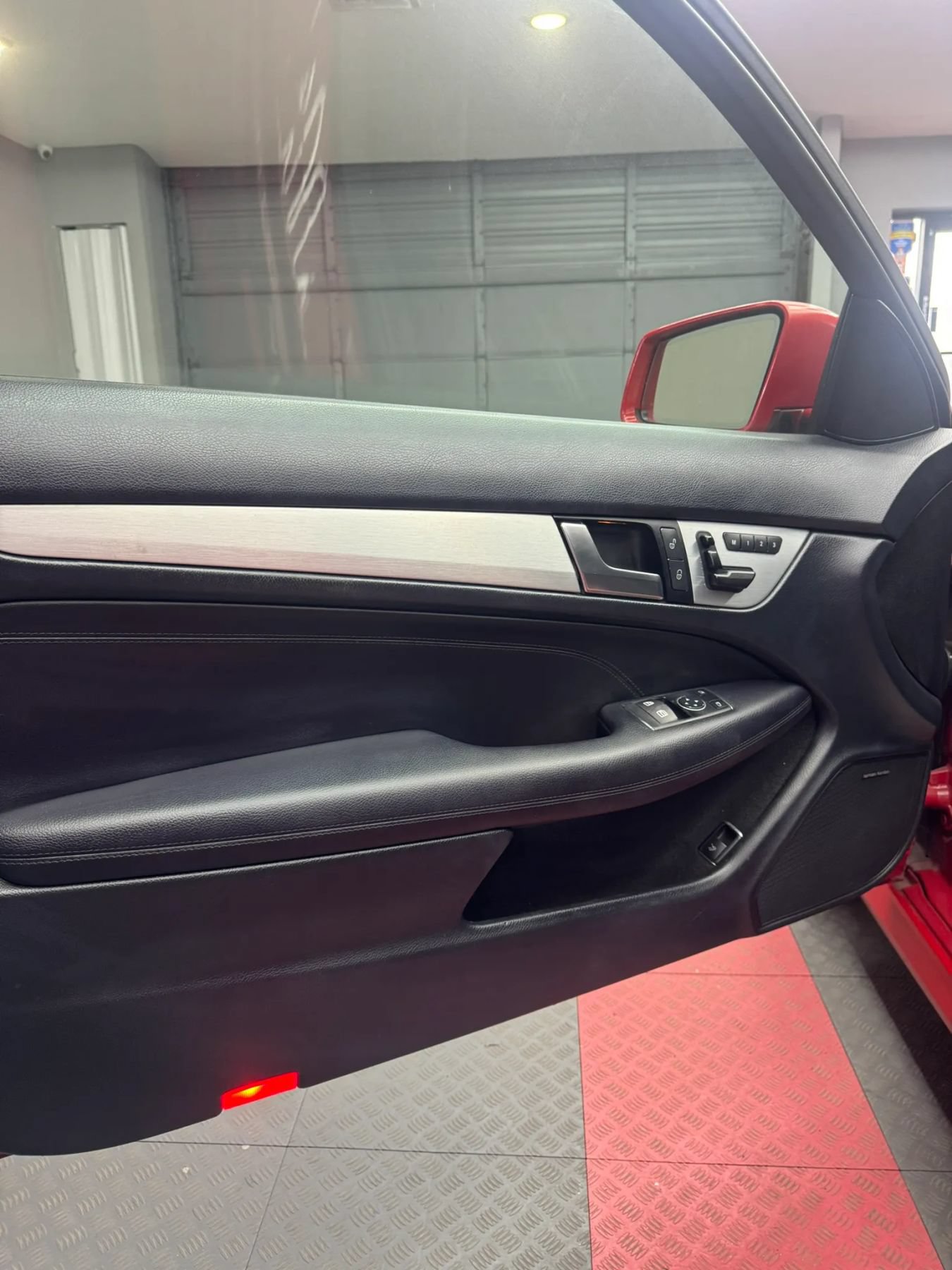 Used 2015 Mercedes-Benz C 250 Coupe image 12