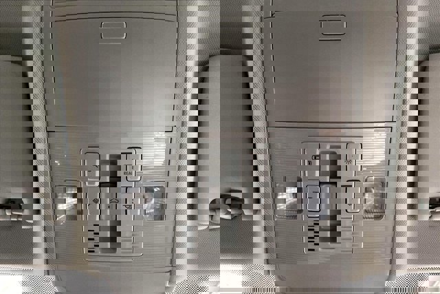 Used 2025 Volkswagen Jetta SE image 35