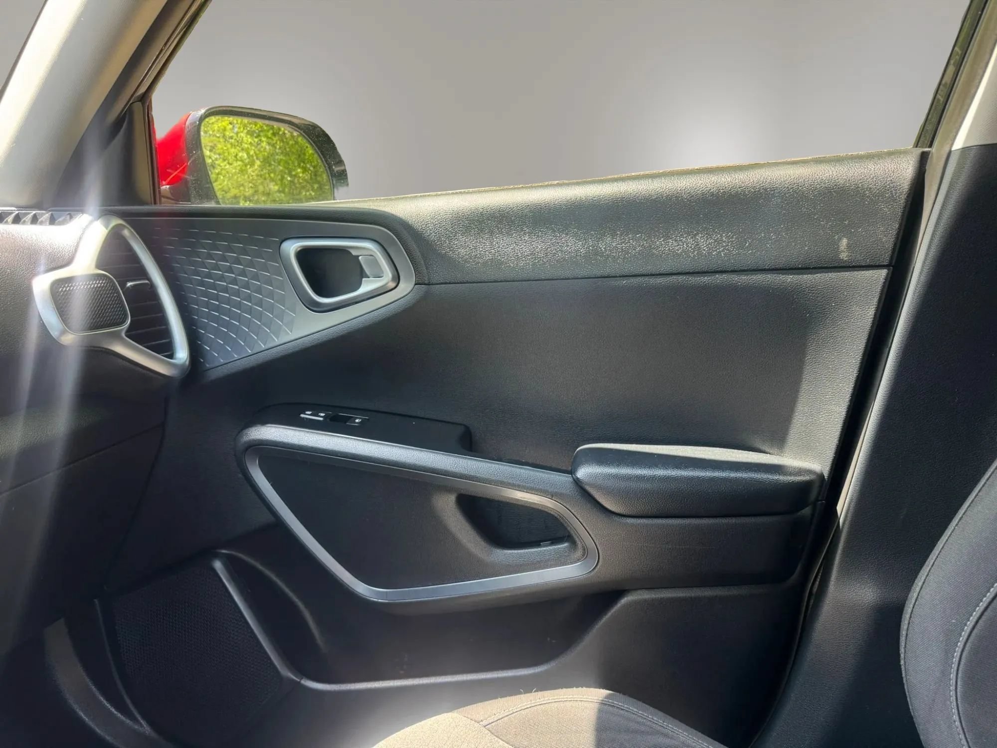 Used 2020 Kia Soul GT-Line FWD image 7