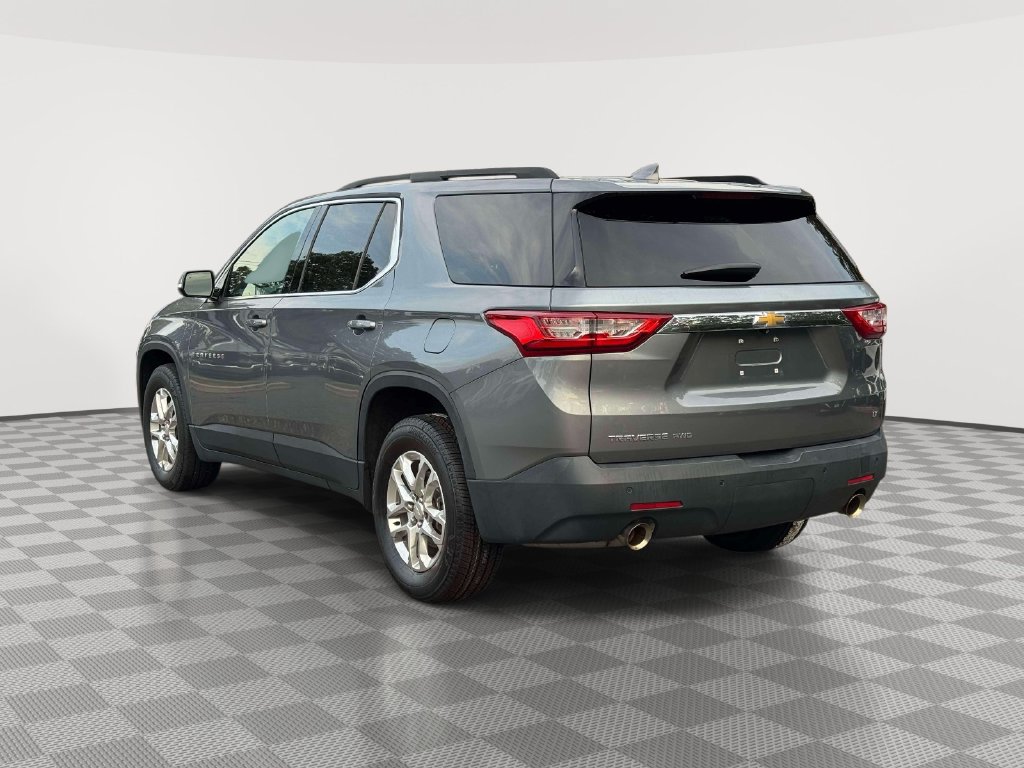 Used 2020 Chevrolet Traverse LT w/ Driver Confidence II Package AWD/4WD image 5