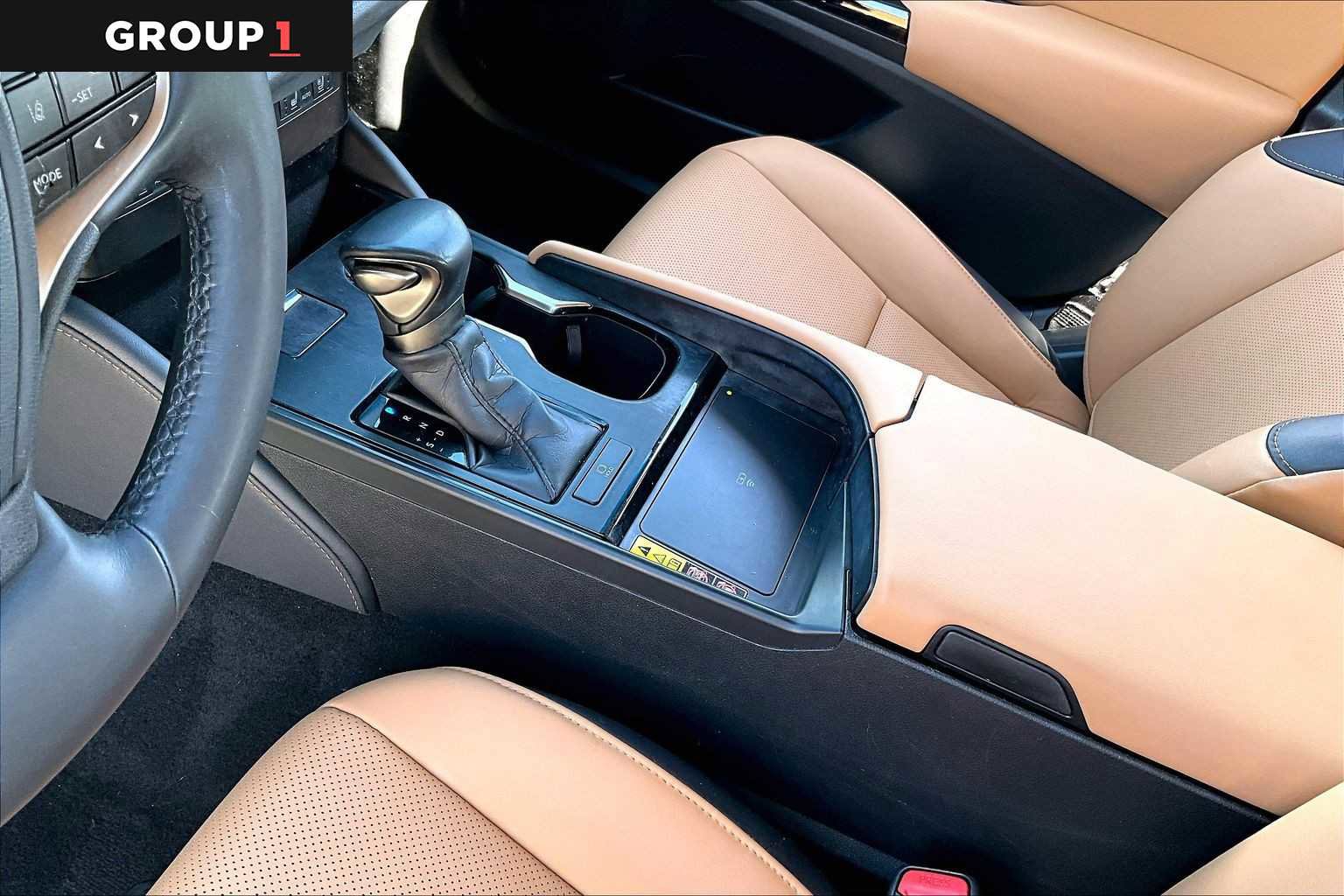 Certified 2024 Lexus ES 350 w/ Premium Package image 15