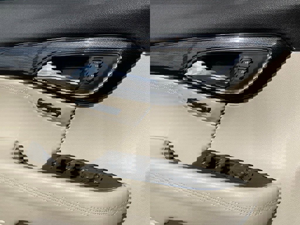 Used 2021 Buick Envision Essence image 14