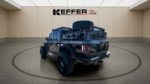 Used 2023 Jeep Gladiator Willys image 3