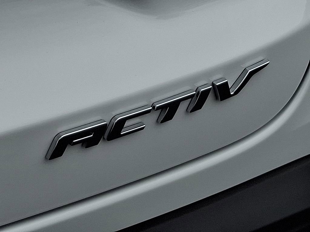 New 2025 Chevrolet Trax ACTIV w/ Driver Confidence Package image 12
