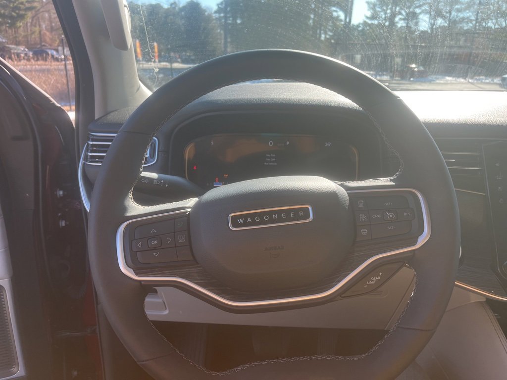 Used 2022 Jeep Wagoneer Series II image 14