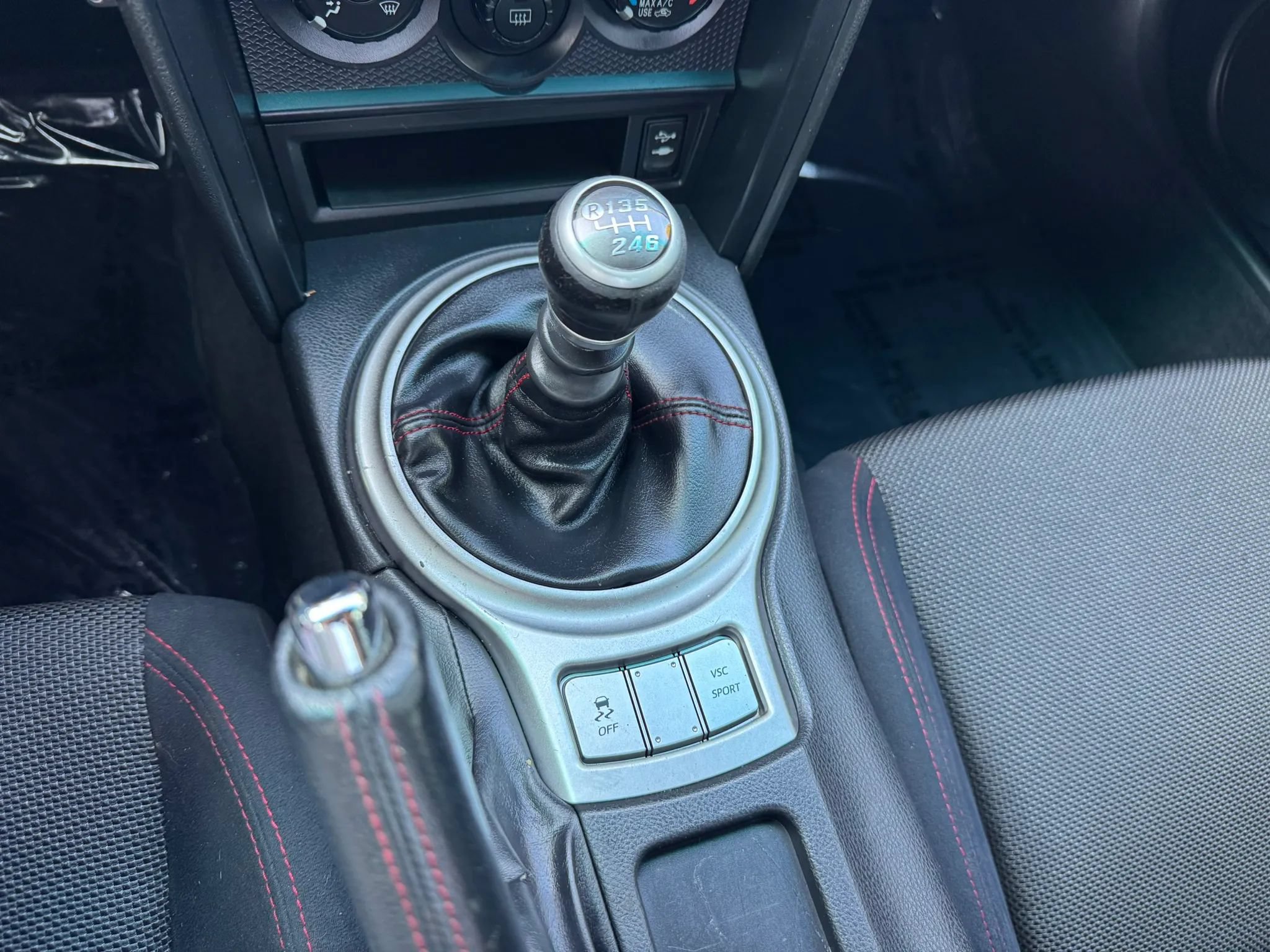 Used 2013 Subaru BRZ Premium RWD image 34