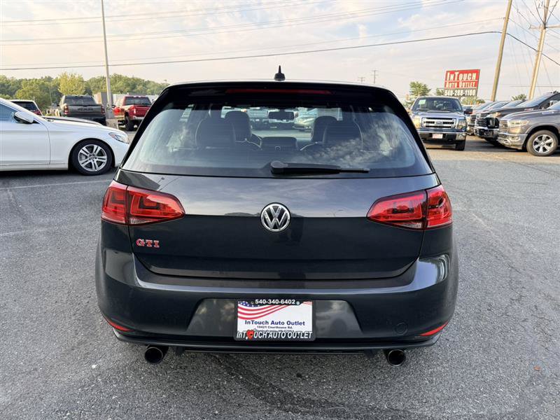 Used 2017 Volkswagen GTI SE FWD image 6