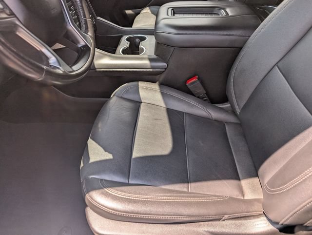 Used 2022 Chevrolet Suburban Z71 w/ Luxury Package AWD/4WD image 23