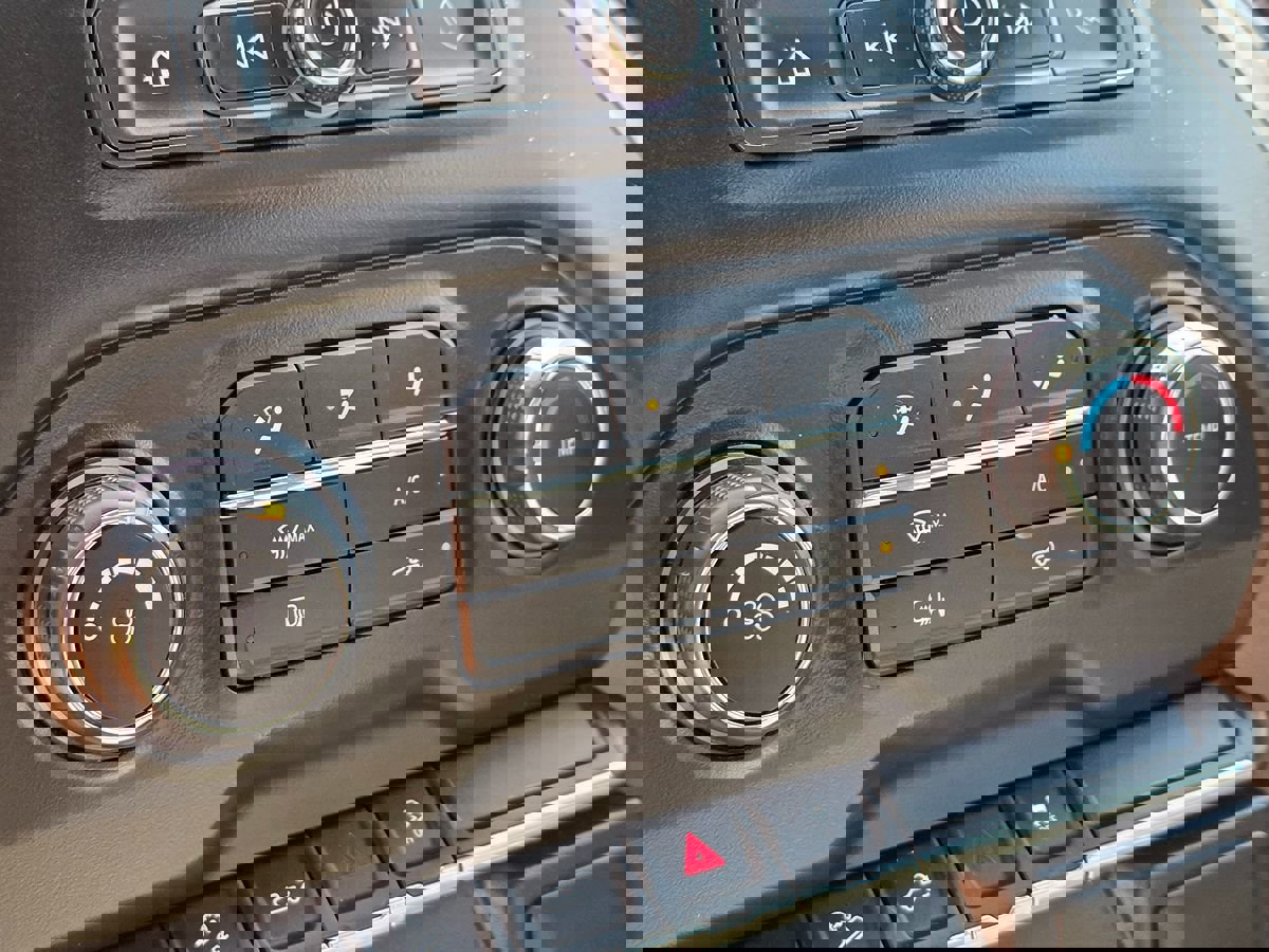 Used 2021 Chevrolet Silverado 1500 W/T w/ Z71 Off-Road Package image 29