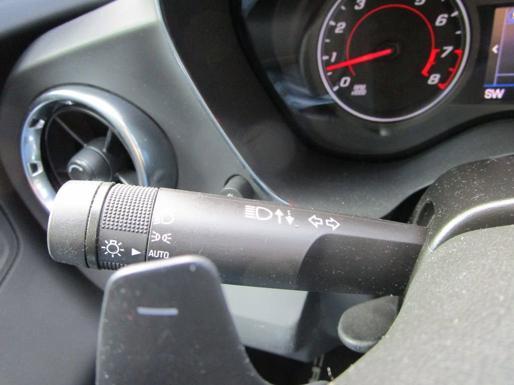 Used 2022 Chevrolet Camaro LT w/ RS Package image 29