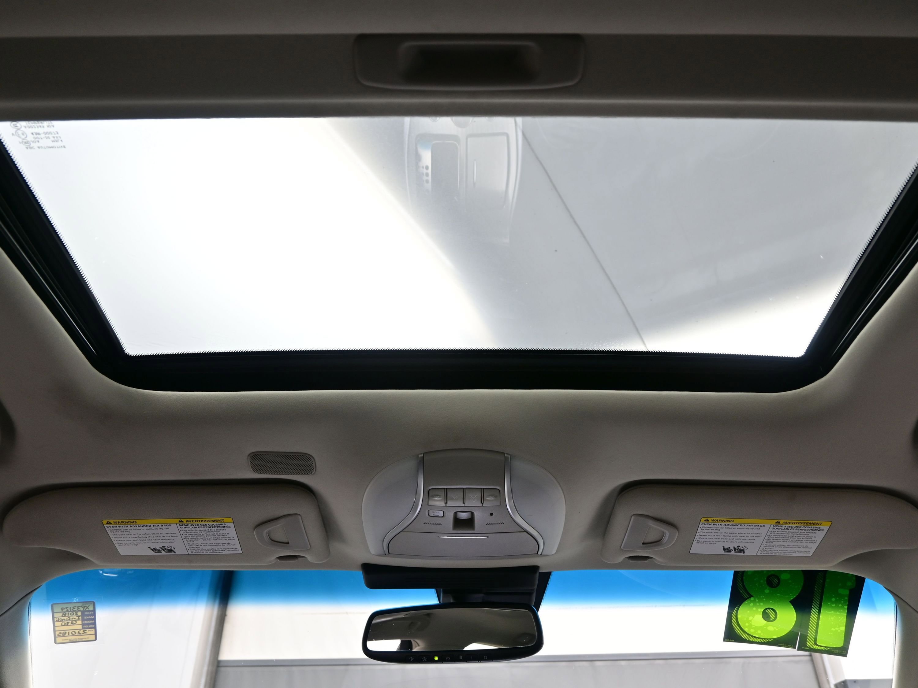 Used 2018 INFINITI Q70 Luxe image 19