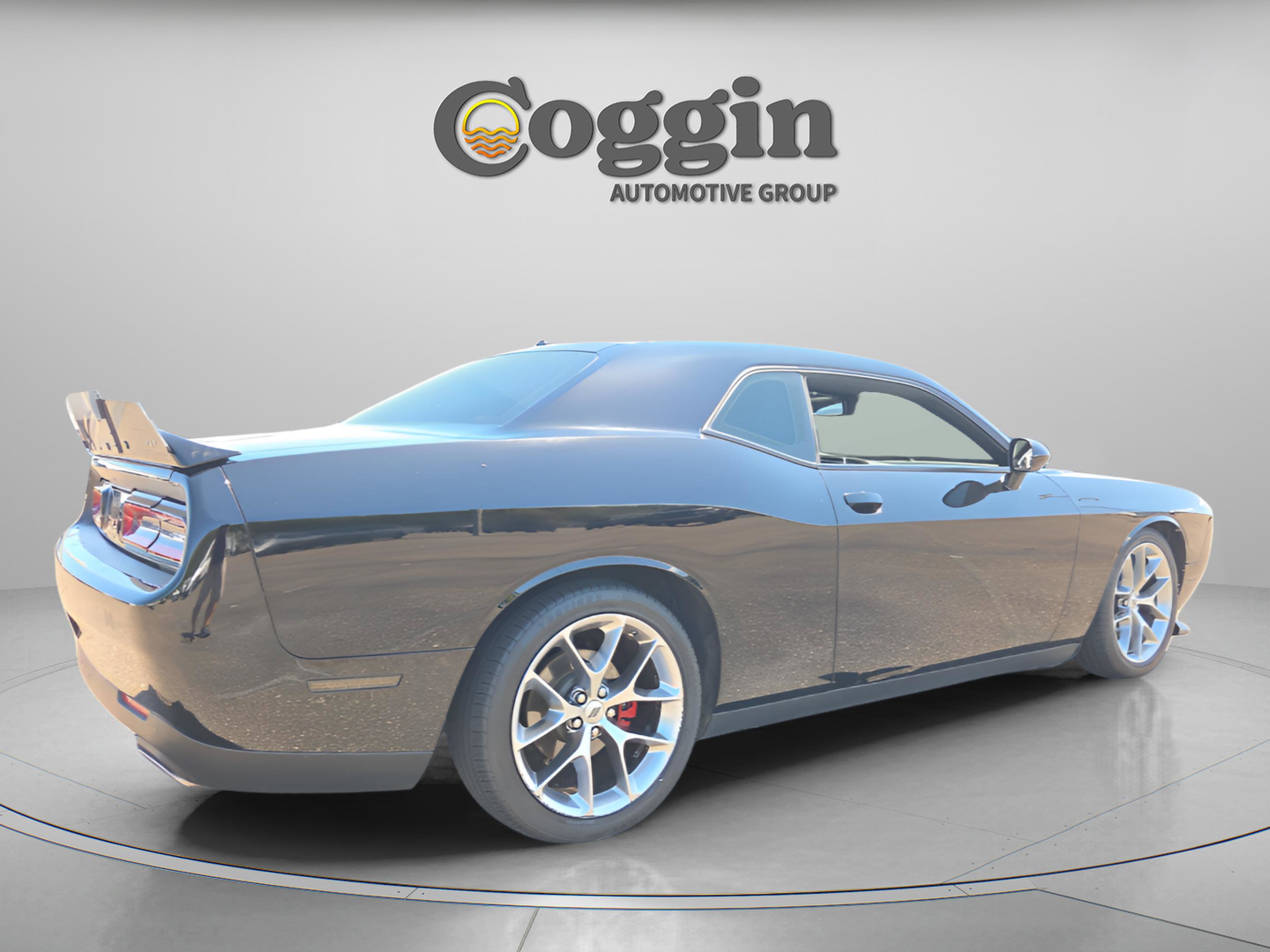 Used 2022 Dodge Challenger GT image 5
