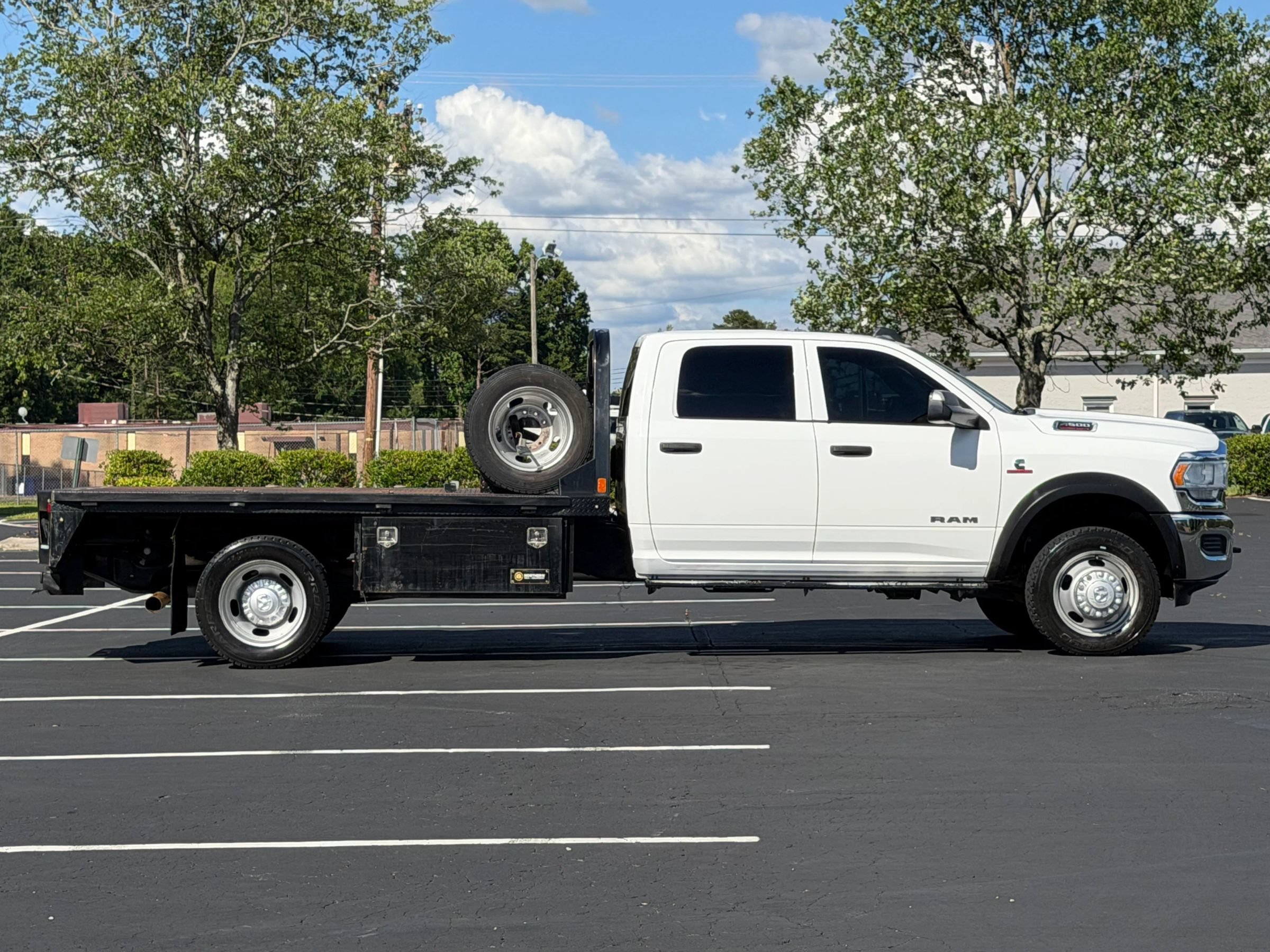 Used 2021 RAM 4500 Tradesman w/ Chrome Appearance Group AWD/4WD image 5