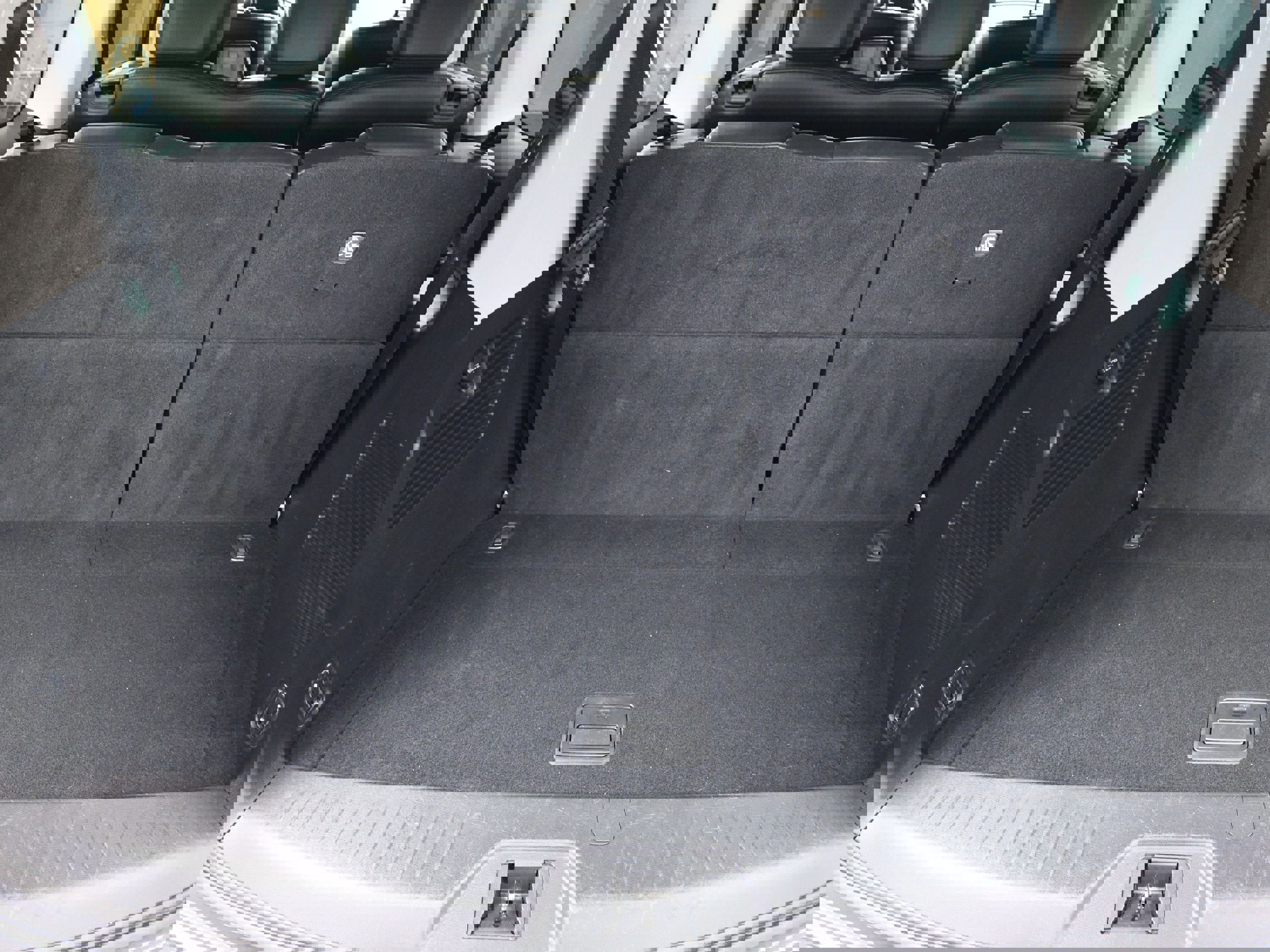 Used 2023 Nissan Armada SL image 23