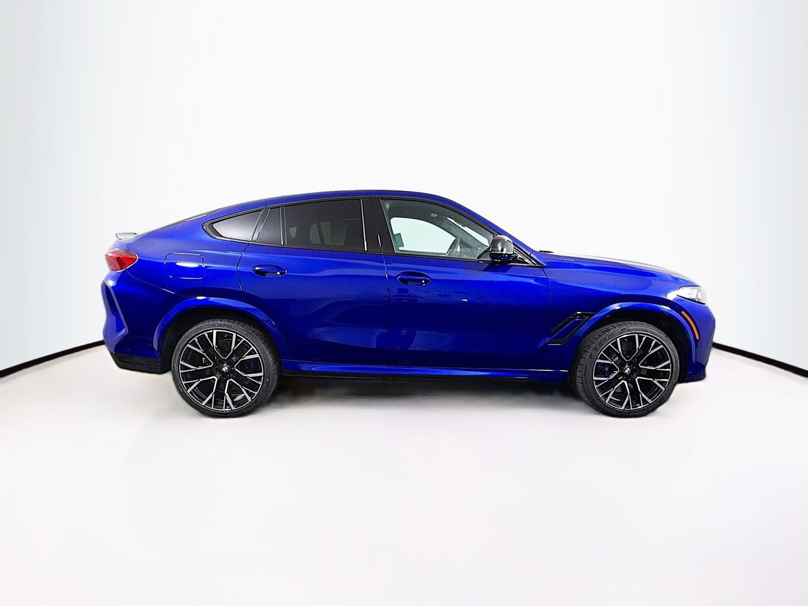New 2026 BMW X6 M Competition w/ Executive Package AWD/4WD image 8