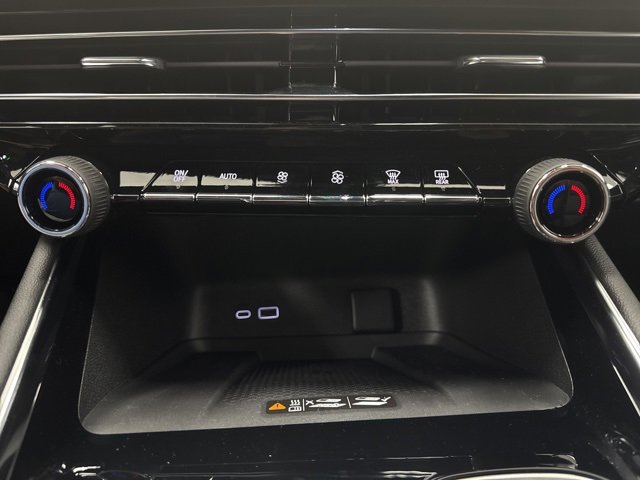 New 2026 Chevrolet Traverse RS image 19