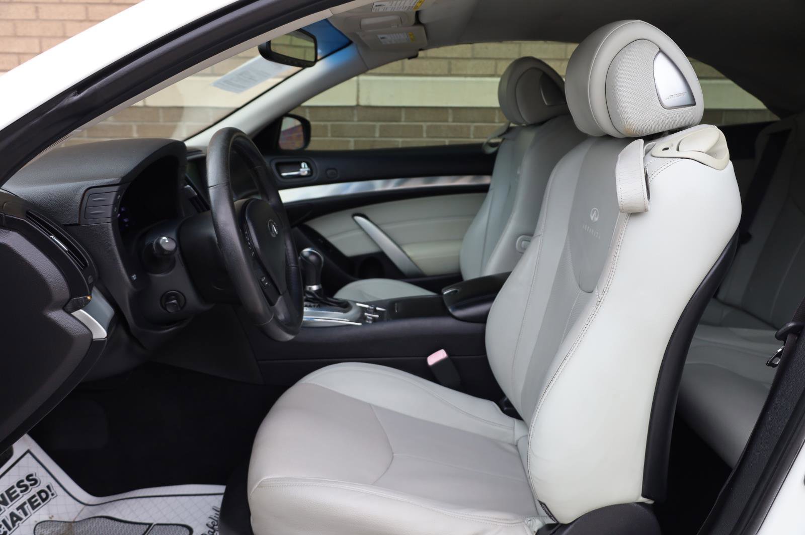 Used 2012 INFINITI G37 Convertible w/ Premium Pkg RWD image 19