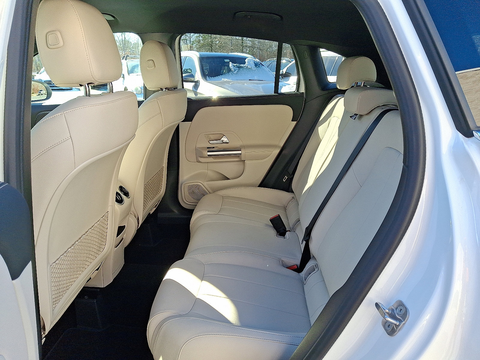 Used 2026 Mercedes-Benz GLA 250 4MATIC image 10