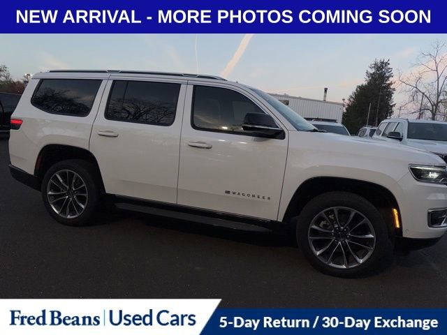 Used 2024 Jeep Wagoneer Series II w/ Premium Group I image 2