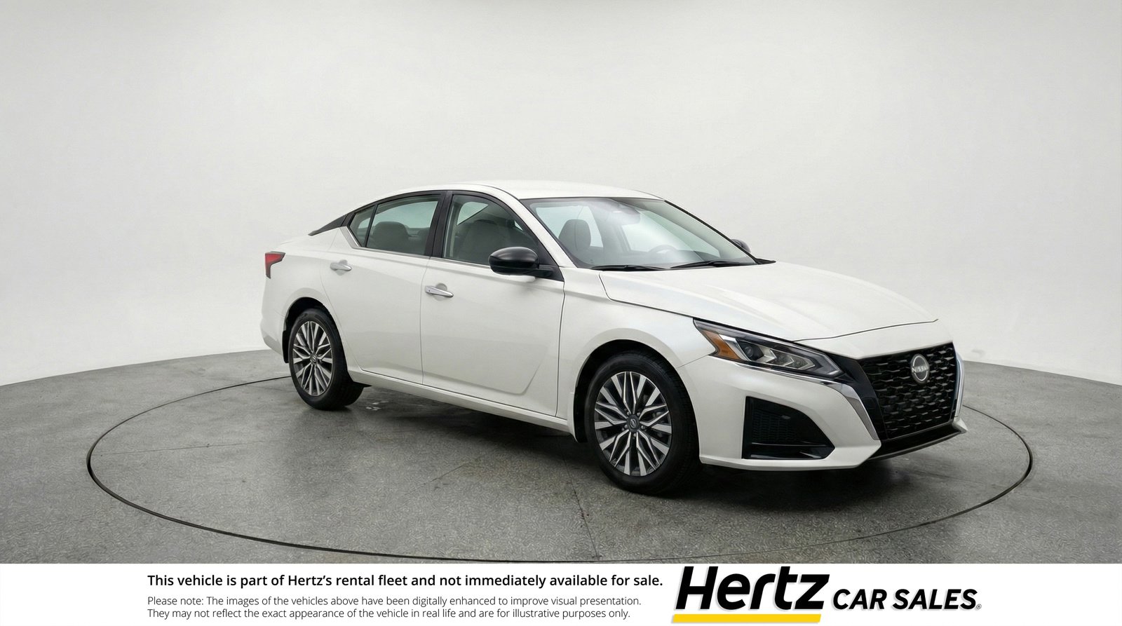 Used 2025 Nissan Altima 2.5 SV image 1