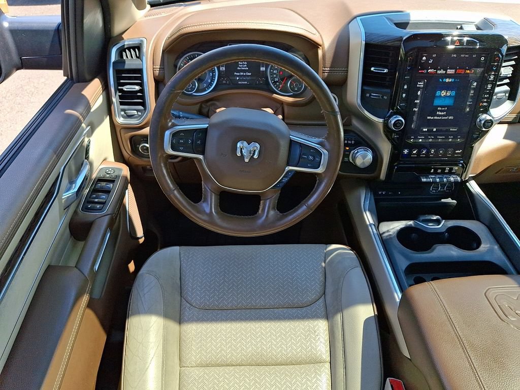 Used 2019 RAM 1500 Laramie AWD/4WD image 11