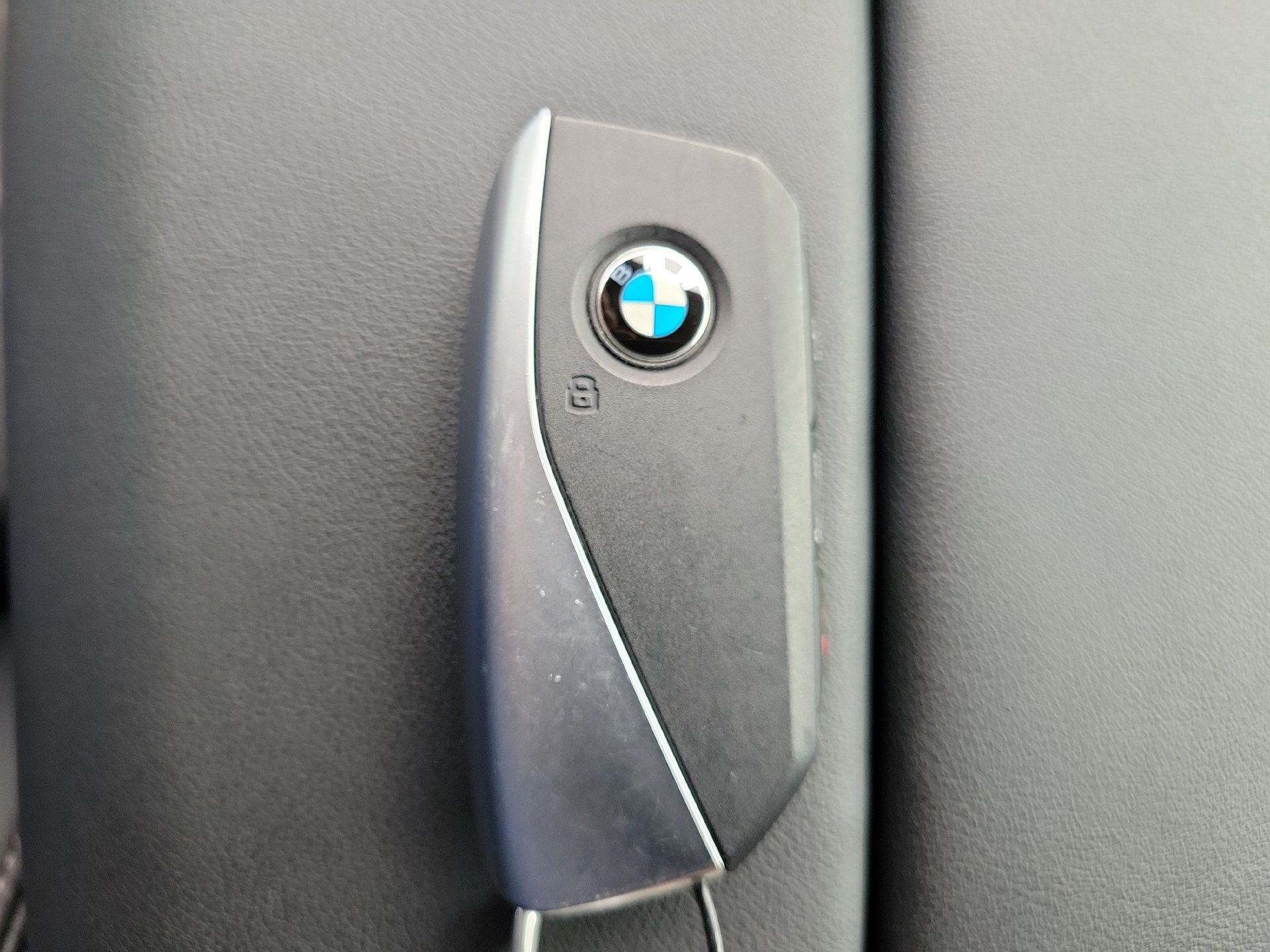 Used 2025 BMW X5 xDrive40i AWD/4WD image 42