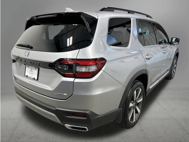 Certified 2023 Honda Pilot Touring image 6