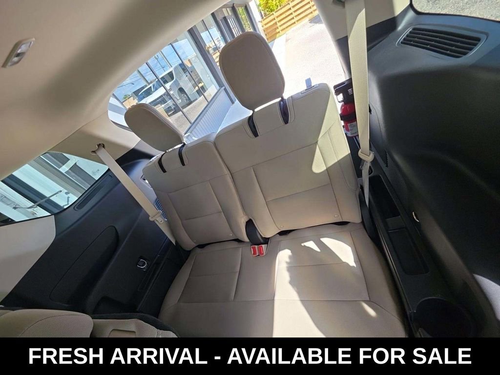 Used 2022 Ford Explorer 4WD image 14