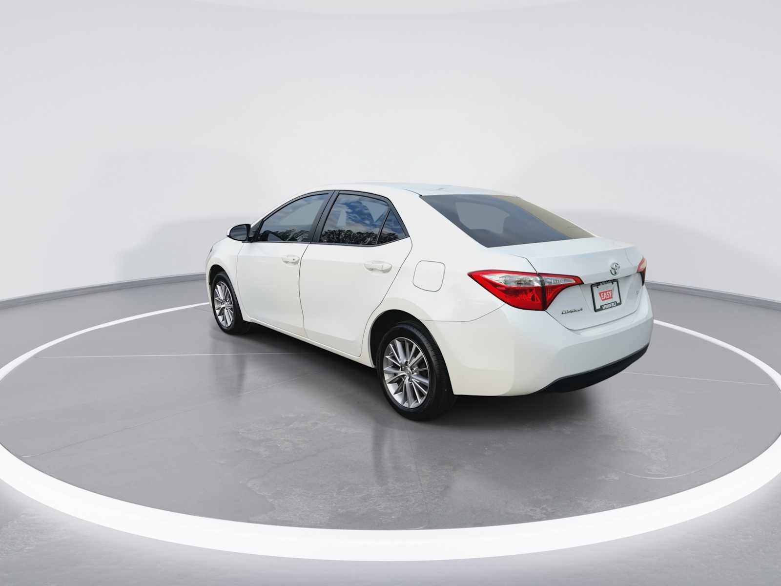 Used 2014 Toyota Corolla LE FWD image 6