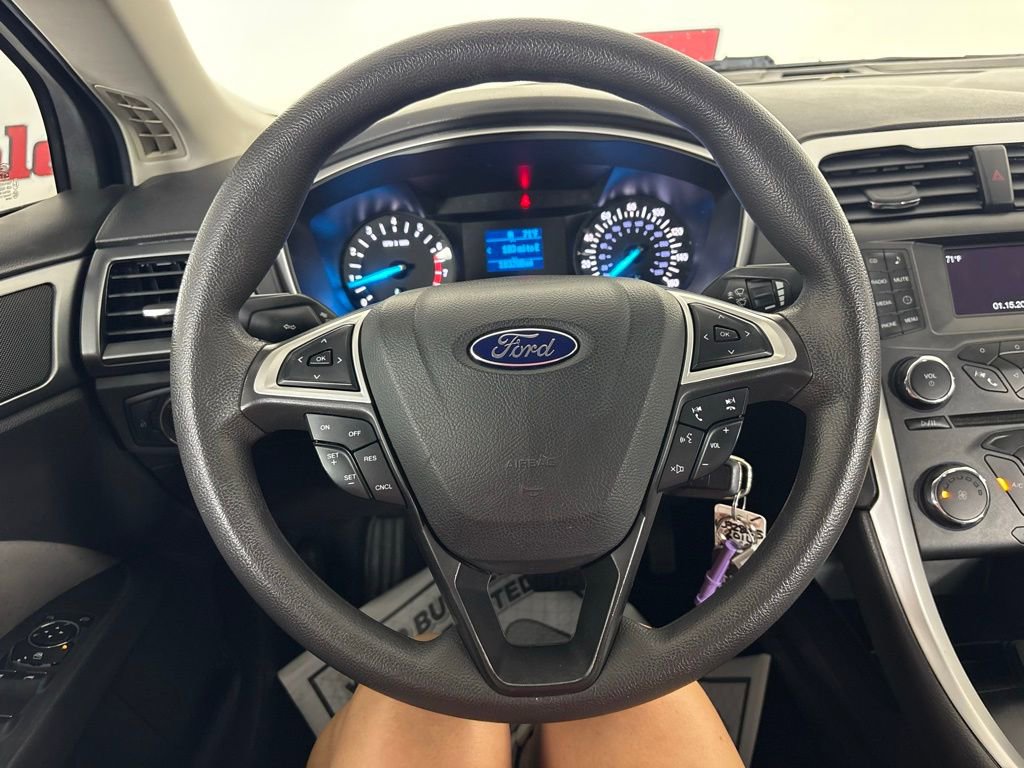 Used 2016 Ford Fusion S FWD image 19