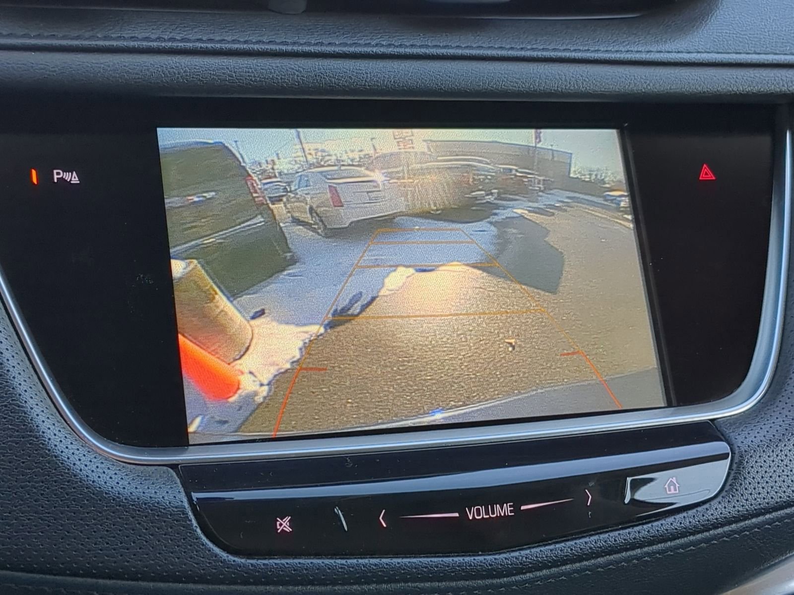 Used 2018 Cadillac XT5 Luxury image 33